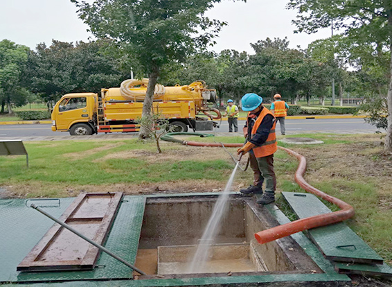 理塘化油池清理